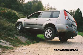 Nissan X-Trial Verschränkung